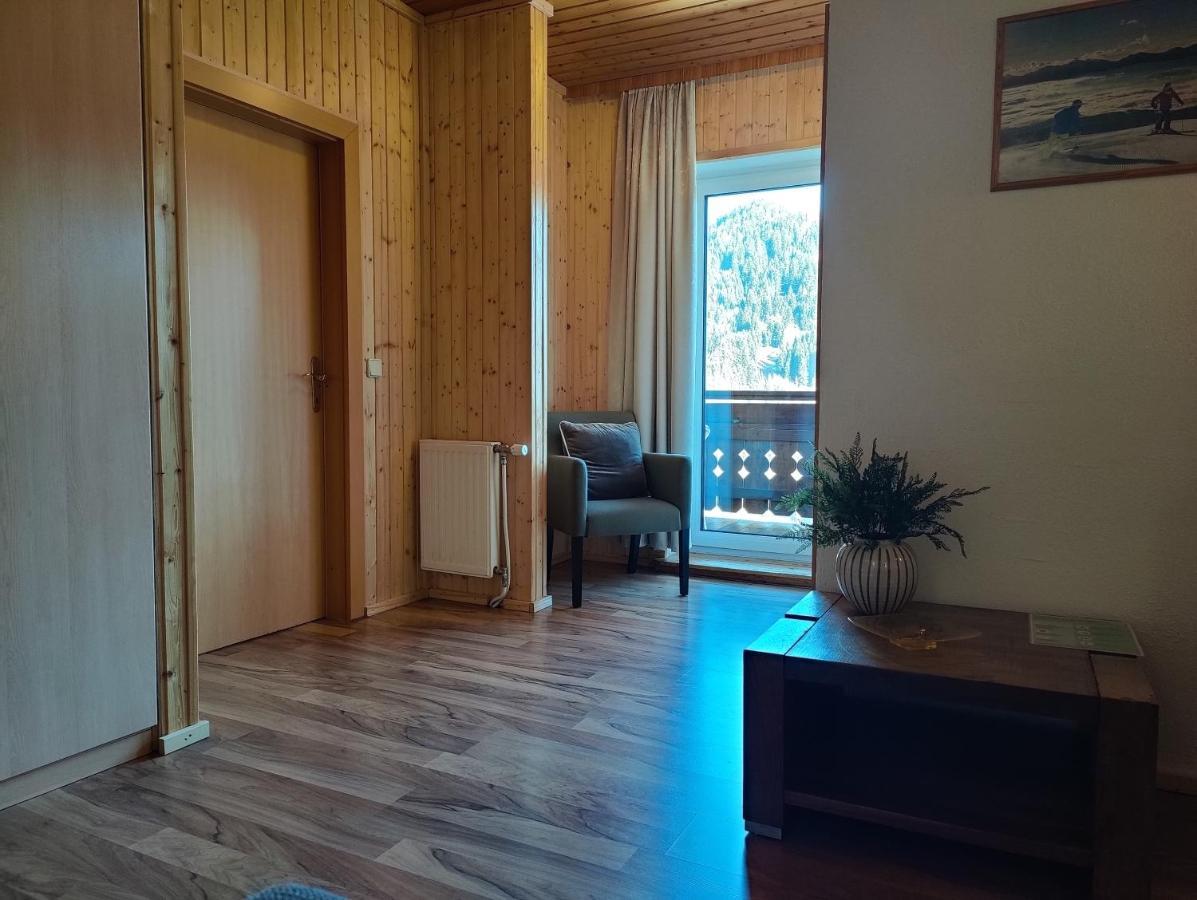 Pension Almhof Afritz Exterior photo